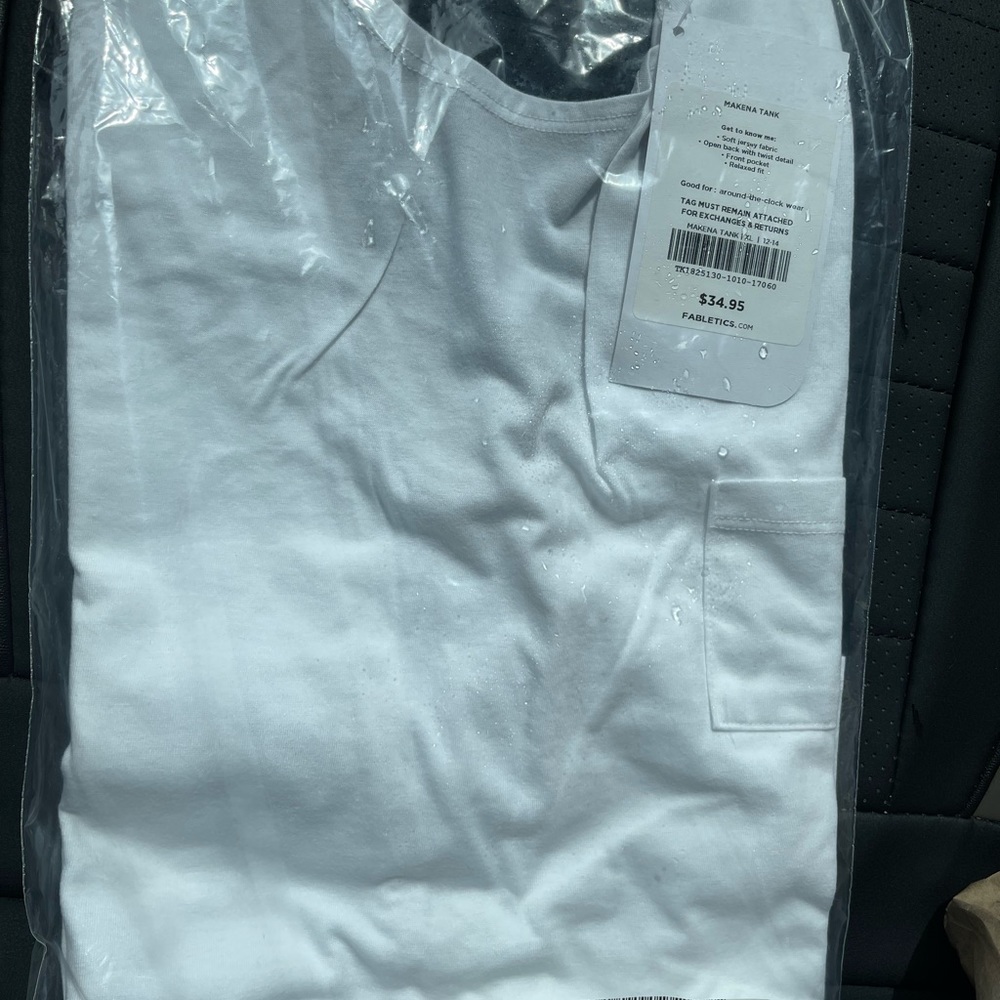 COPY - COPY - Fabletics Makens tank top - Picture 5 of 7